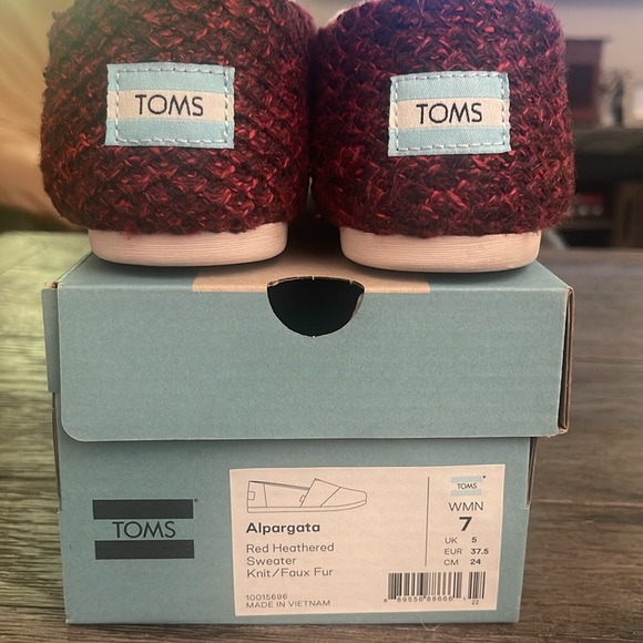 Toms Alpargata w/ Faux Fur - Picture 5 of 8